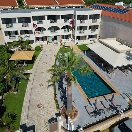 Remezzo Studios & Apartments Amoudi Exterior foto