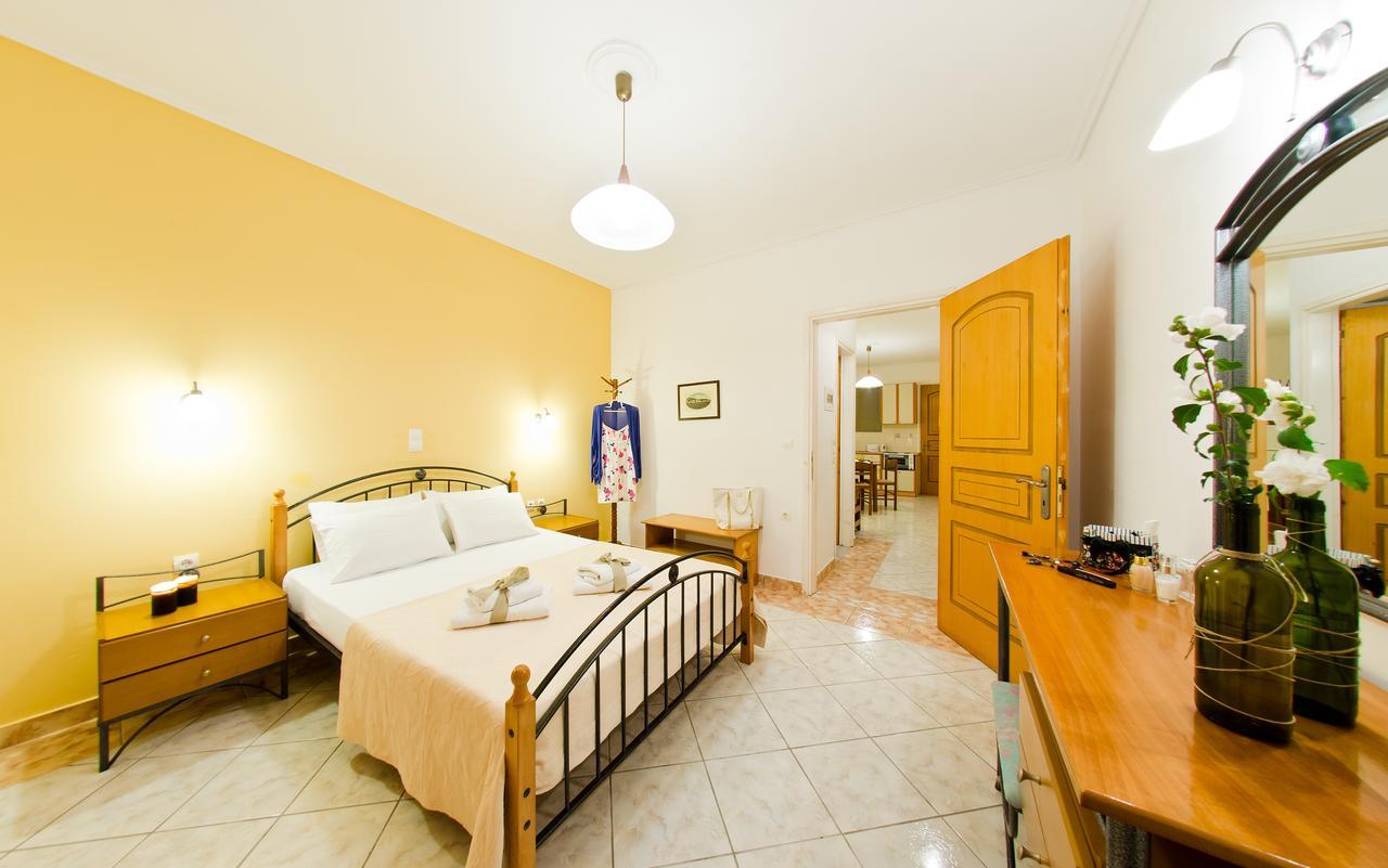 Remezzo Studios & Apartments Amoudi Exterior foto